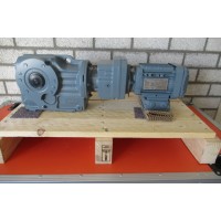 5,1RPM 0,37  kW Asmaat 40 mm  IE3. UNUSED 